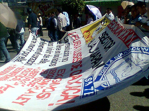 “Huevones váyanse a trabajar, no tengan poca madr…”: automovilista a maestros