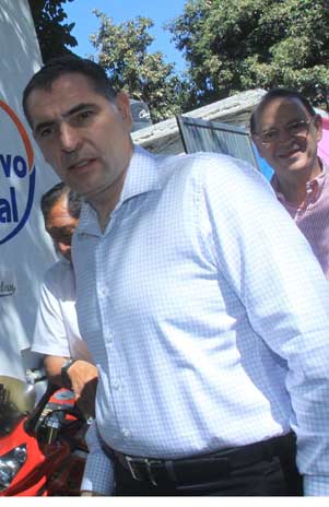 Anuncia Cué creación de oficina de temas religiosos