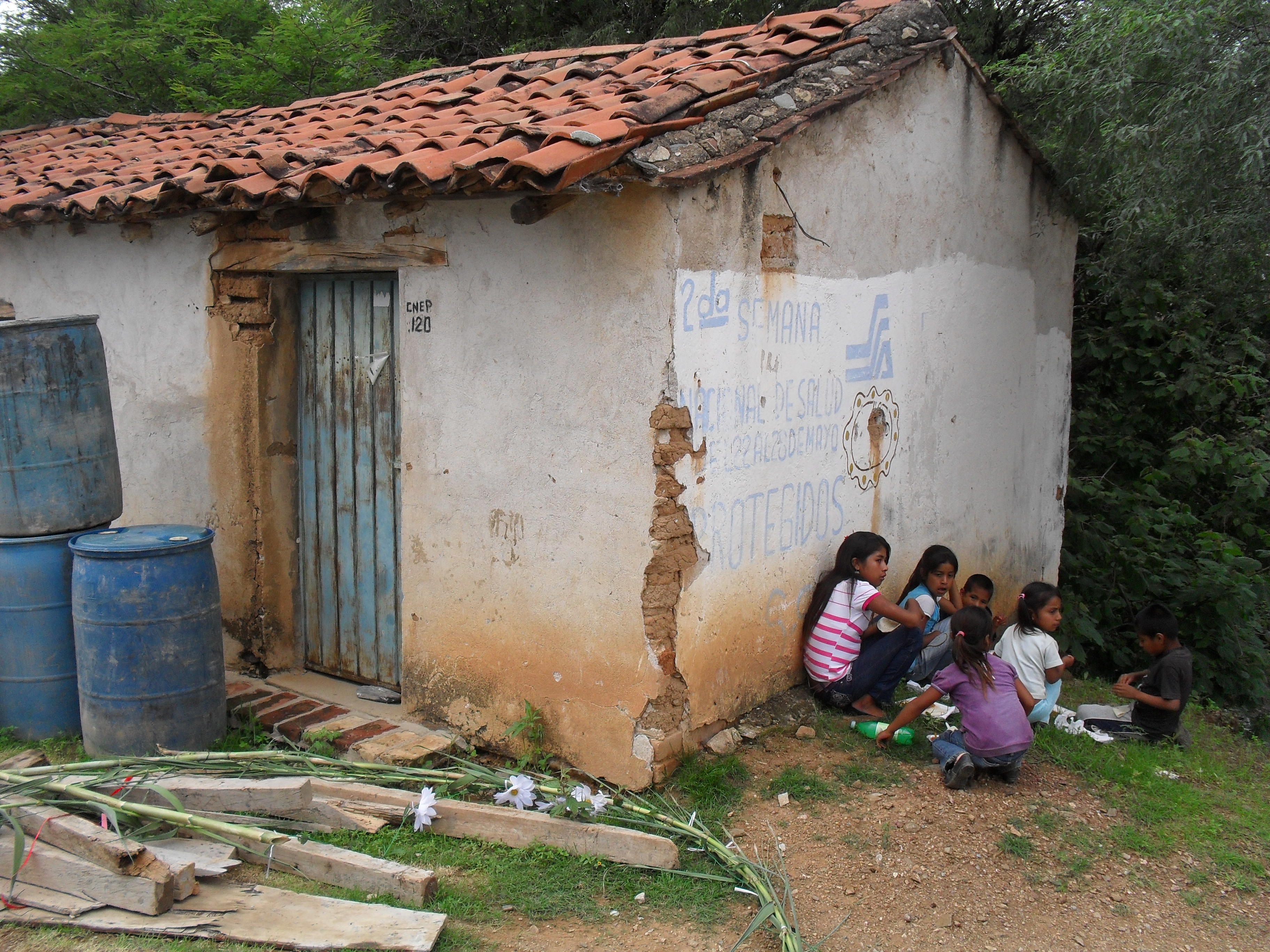Entregarán visas y pasaportes a hijos de migrantes oaxaqueños