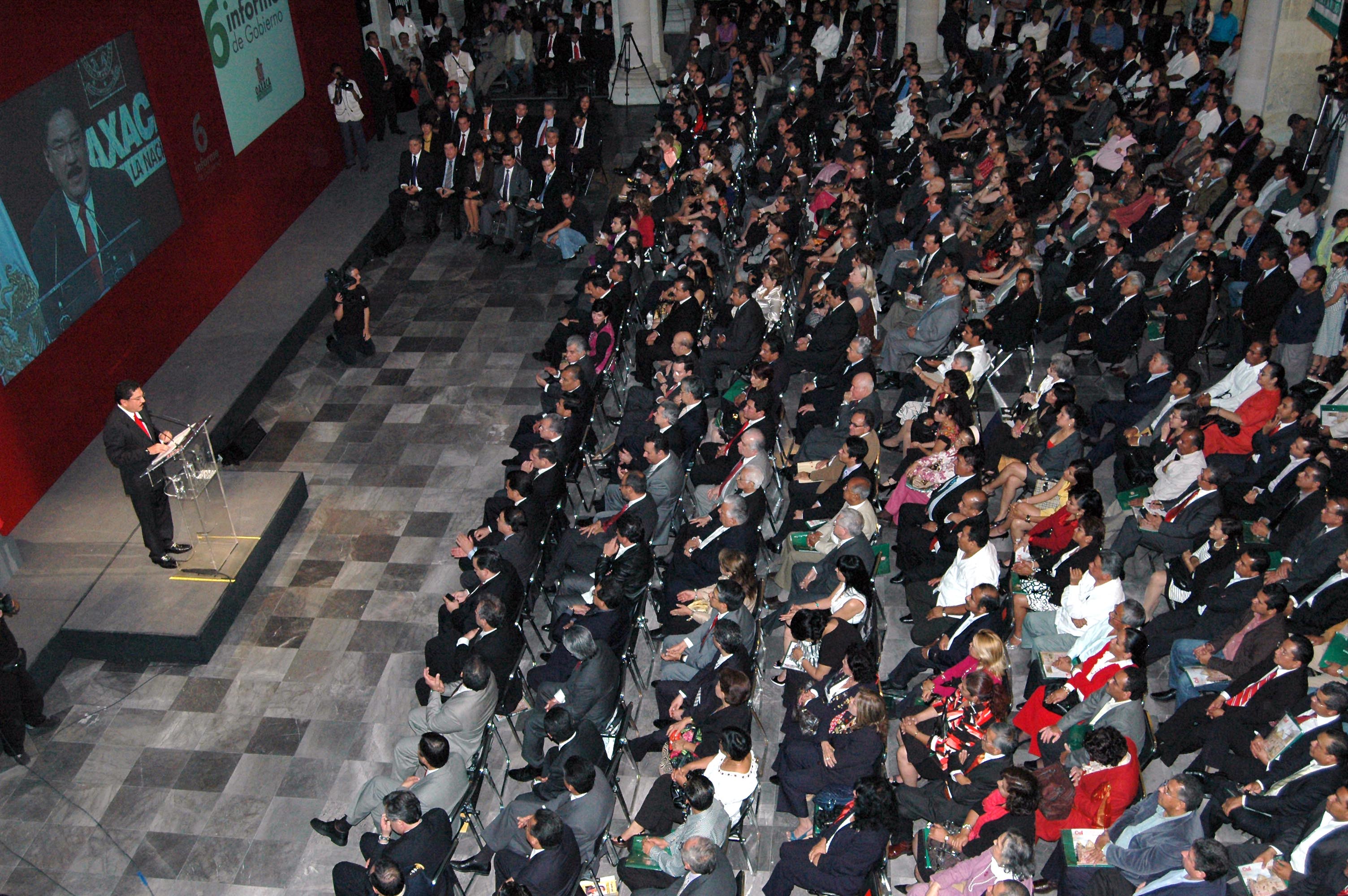 Asegura Ulises Ruiz que dejará una entidad con finanzas sanas