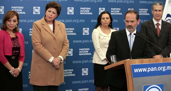 Cecilia Romero a la Secretaria del PAN y Eufrosina Cruz a la coordinación de asuntos indígenas.