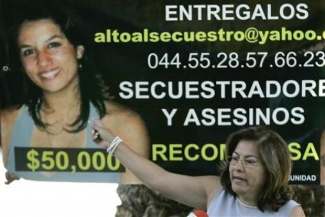 Isabel Miranda encara públicamente a Jacobo Tagle