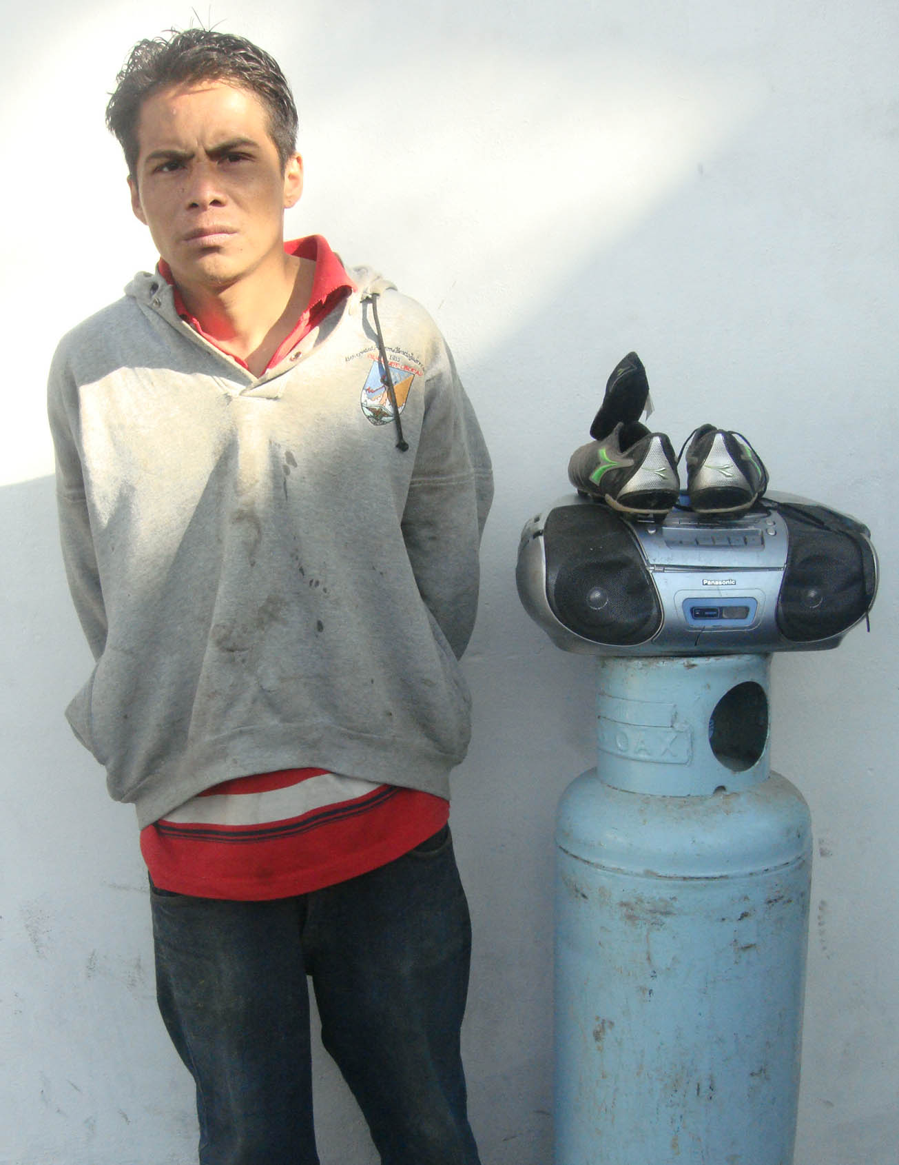 Presunto ladrón allanó domicilio de su hermana; tenía en su poder objetos robados