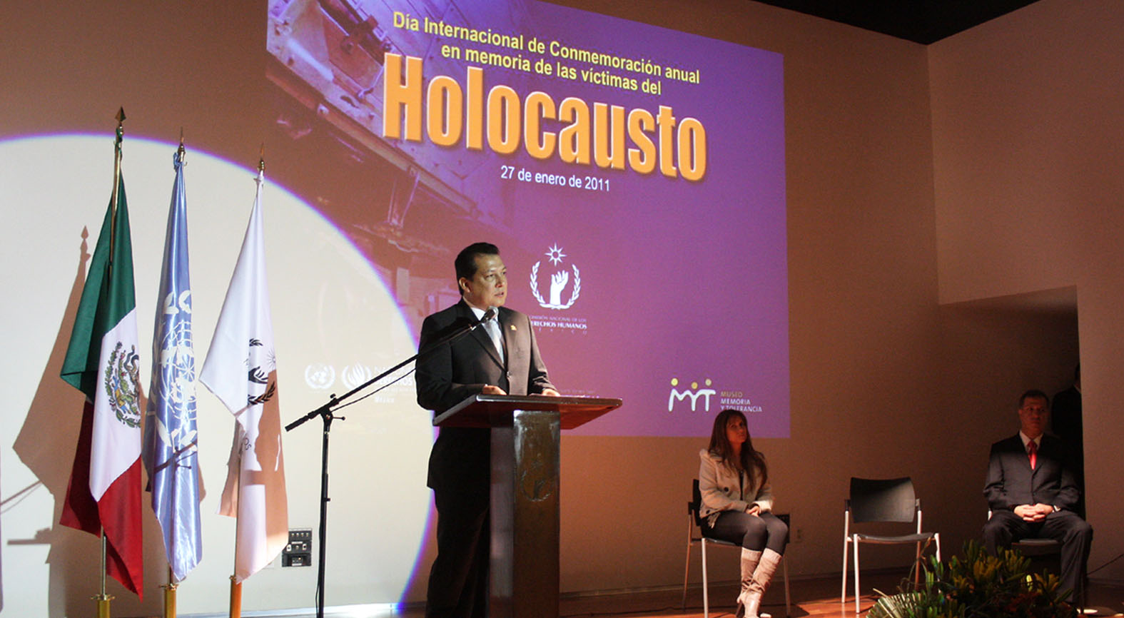 Necesario erradicar odio e intolerancia: Raúl Plascencia