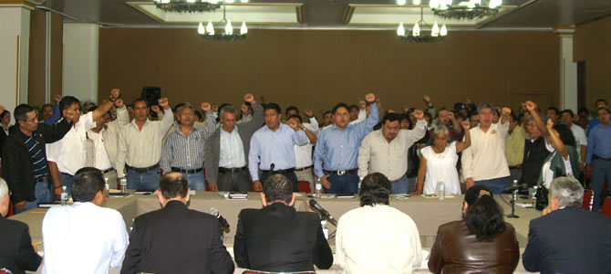 Gabino Cué reitera que no se reunirá con la Sección “elbista” de la 59 y que es aliando de la 22