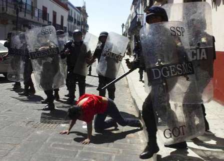 Luego del niño ahogado, convoca Gabino Cué al magisterio a fortalecer coincidencias