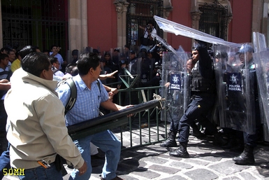 SEP exige respeto para maestros oaxaqueños