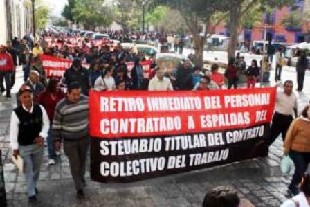 Sindicato de la Universidad de Oaxaca, prorroga su huelga 4 horas