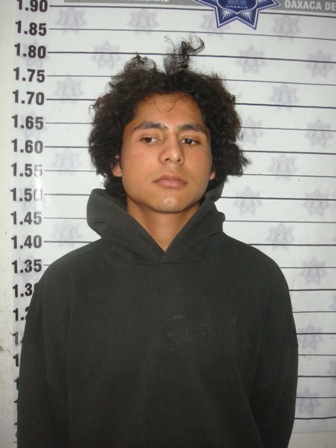 Preparatoriano introdujo marihuana a su escuela y es detenido