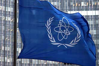 Japón pide ayuda a la OIEO