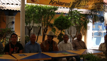 Exigen respeto a los usos y costumbres de San Miguel Tlacotepec