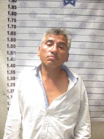 No conforme con golpear a su madre, también le robo dinero en efectivo