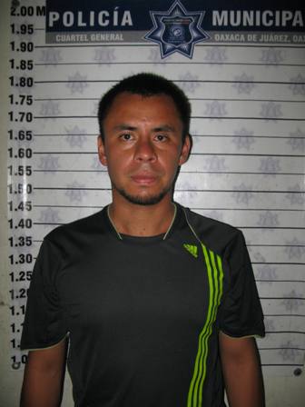 Despojaron a una joven de su maleta, ya están detenidos