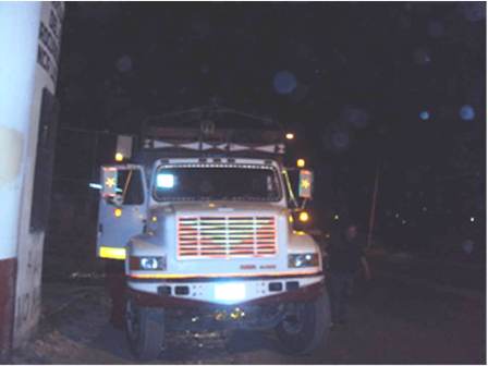 En Tlaxiaco recuperan camión torto robado en Zimatlán, no hay detenidos