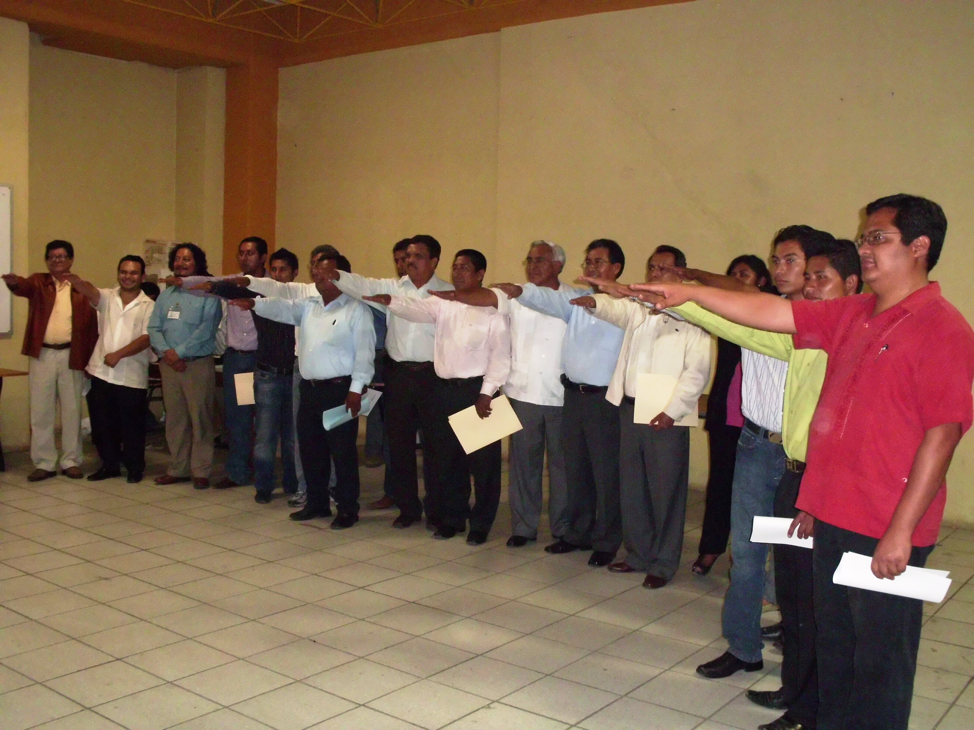 Sin violencia finaliza elección de consejeros en Facultad de Derecho de la UABJO