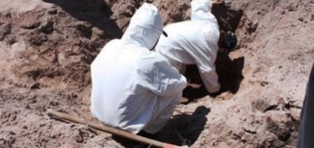 Se eleva a 219 los cuerpos desenterrados en Durango