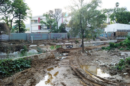 Obra del IMSS contamina, destruye lecho y riberas del río de San Felipe