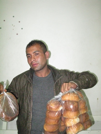 Fueron por pan y gas gratis al de Abastos, apresados