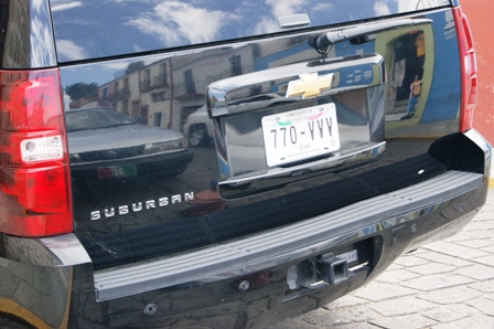 Ugartechea edil de Oaxaca elude obligaciones, emplacó auto en el DF