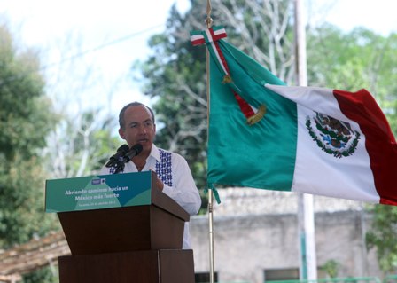 Expresa el presidente Calderón su respeto a la marcha por la paz con justicia y dignidad