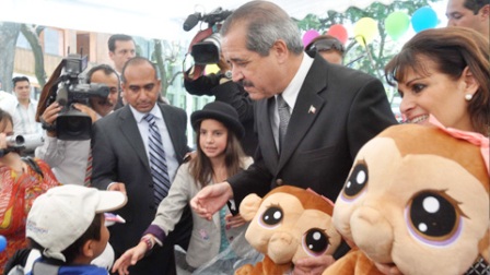 En septiembre renuncia Córdova Villalobos a Salud, ira por Guanajuato