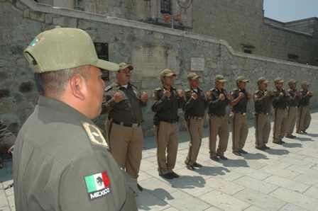 Presentan examen 55 elementos de Tránsito Municipal para elevar su rango
