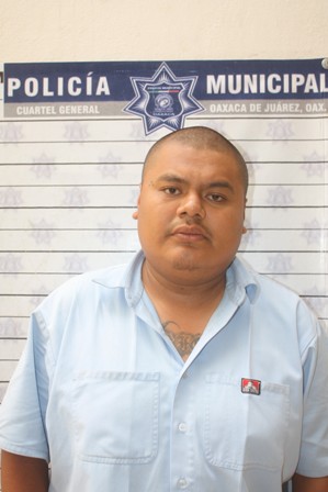 Bajo amenazas de muerte, obliga a menor a vender enervantes