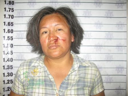 Detiene la Policía Municipal a dos violentas mujeres, en la colonia Siete Regiones