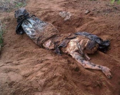 Encuentran cadáveres en fosas clandestinas en Etla Oaxaca