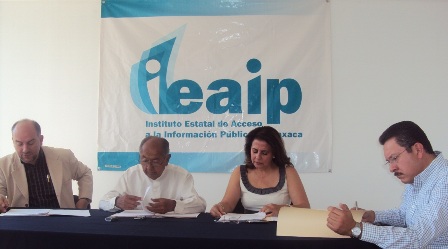 Piden sancionar a 35 ex presidentes municipales que negaron información pública