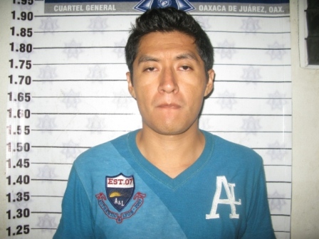 Golpean y asaltan a taxista, los tres delincuentes ya están detenidos