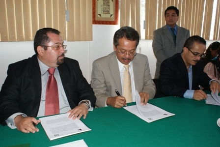 Impulsará CECyTEO cultura política y programas medioambientales entre bachilleres