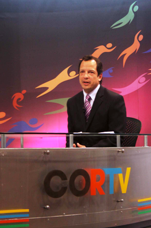 Protege el director del IEEPO, Bernardo Vásquez Colmenares, a presunto abusador sexual