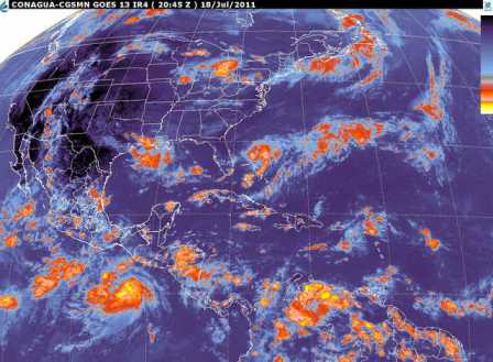Se intensifica depresión tropical 4-E a tormenta tropical Dora