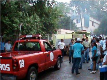 Queman paquetería electoral y oficinas del Consejo Municipal Electoral, en Huejutla Hgo