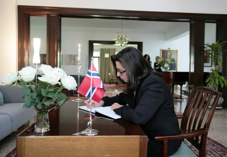 Poresenta México condolencia a Noruega