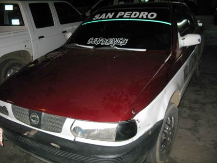 Aprehenden a dos sujetos por robo, despojan de la cuenta del día a taxista