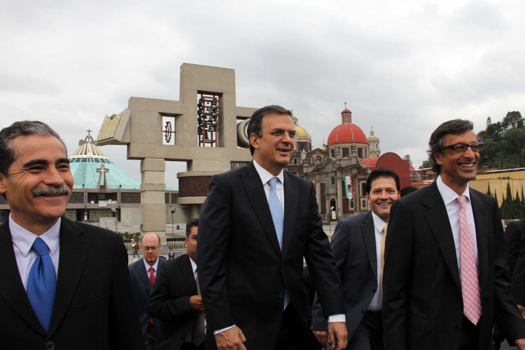 Toma protesta Jesús Valdés Peña como Secretario de Desarrollo Social del GDF
