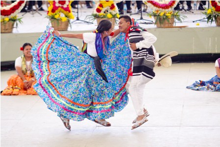 Invaden sones y riqueza cultural de Oaxaca la ciudad de México