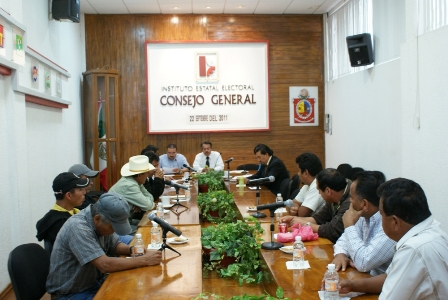 Fin al conficto electoral en Santa María Atzompa, se instala Consejo Electoral Municipal