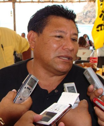 No rompe PRD con Gabino Cué; “hablé a título personal”: Carmona Laredo