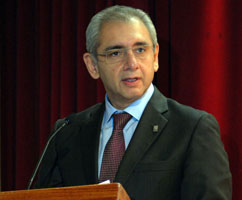 Denunciados 32 funcionarios federales por presentar cédulas y títulos falsos: SFP