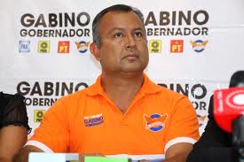 Atentan contra Mario Mendoza, ex dirigente de Convergencia en Oaxaca, está herido en un brazo