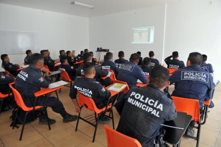 Convoca Comisaría Municipal de Oaxaca de Juárez a proceso de selección de policías
