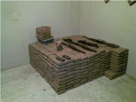 Detienen a nueve personas con más de dos toneladas de mariguana en Baja California