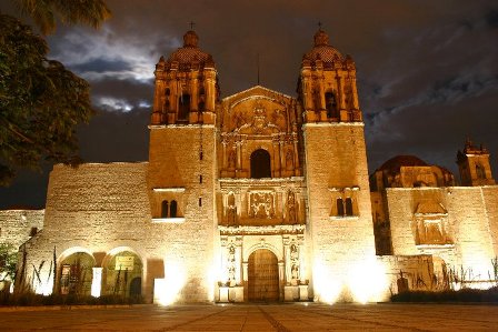 Avalan instituciones y organismos Plan Luz en el Centro Histórico de Oaxaca