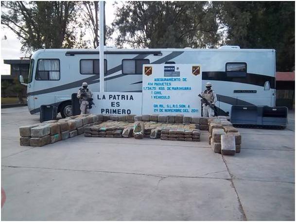 Canadiense detenido con más de una tonelada y media de mariguana en Estación Doctor, Sonora, en casa rodante