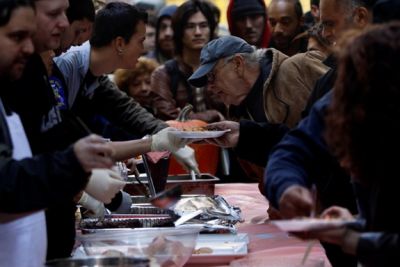 Celebran fiesta comunitaria movimiento “Ocupemos  Wall Street” y llaman a no comprar nada