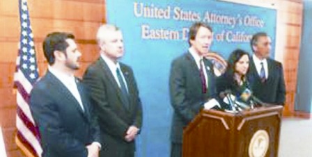 Oaxaqueños residentes en California EU, traficaban con armas a Oaxaca, detenidos