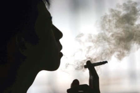 Mueren alrededor de 65 mil personas por tabaquismo cada año en el país